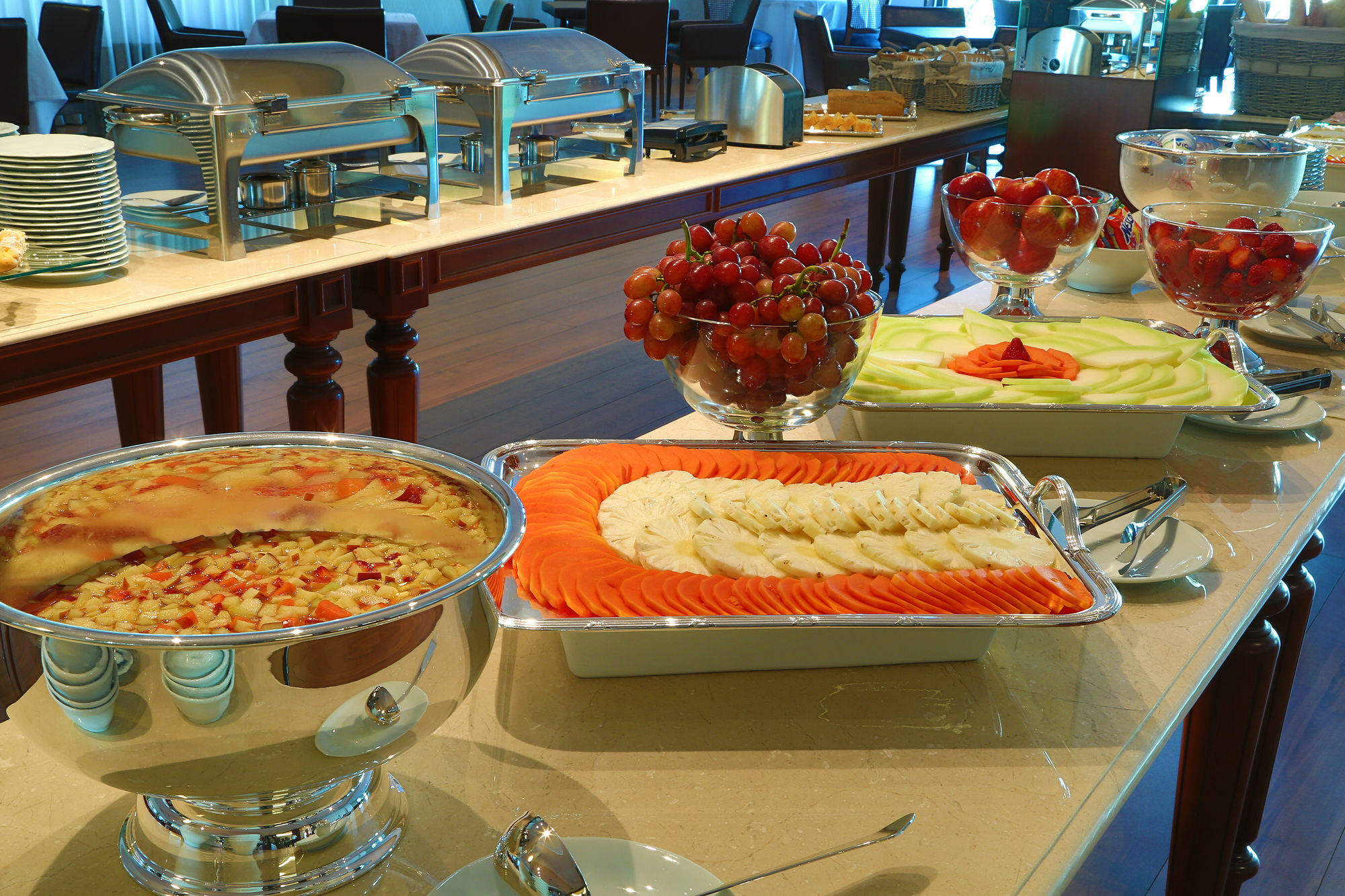Hotel Mont Blanc Premium リベイラン・プレト エクステリア 写真 A buffet at a hotel